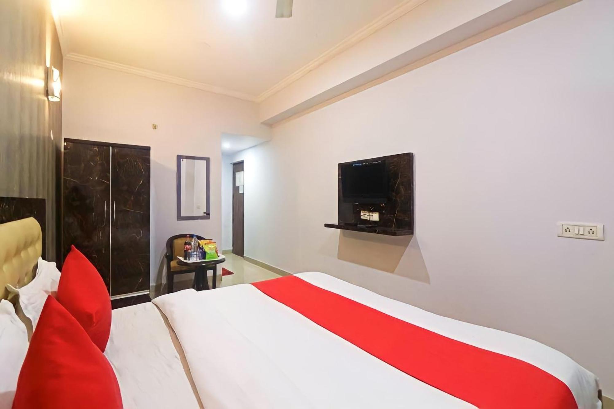 Hotel Samara Near Igi Airport Delhi Új-Delhi Kültér fotó